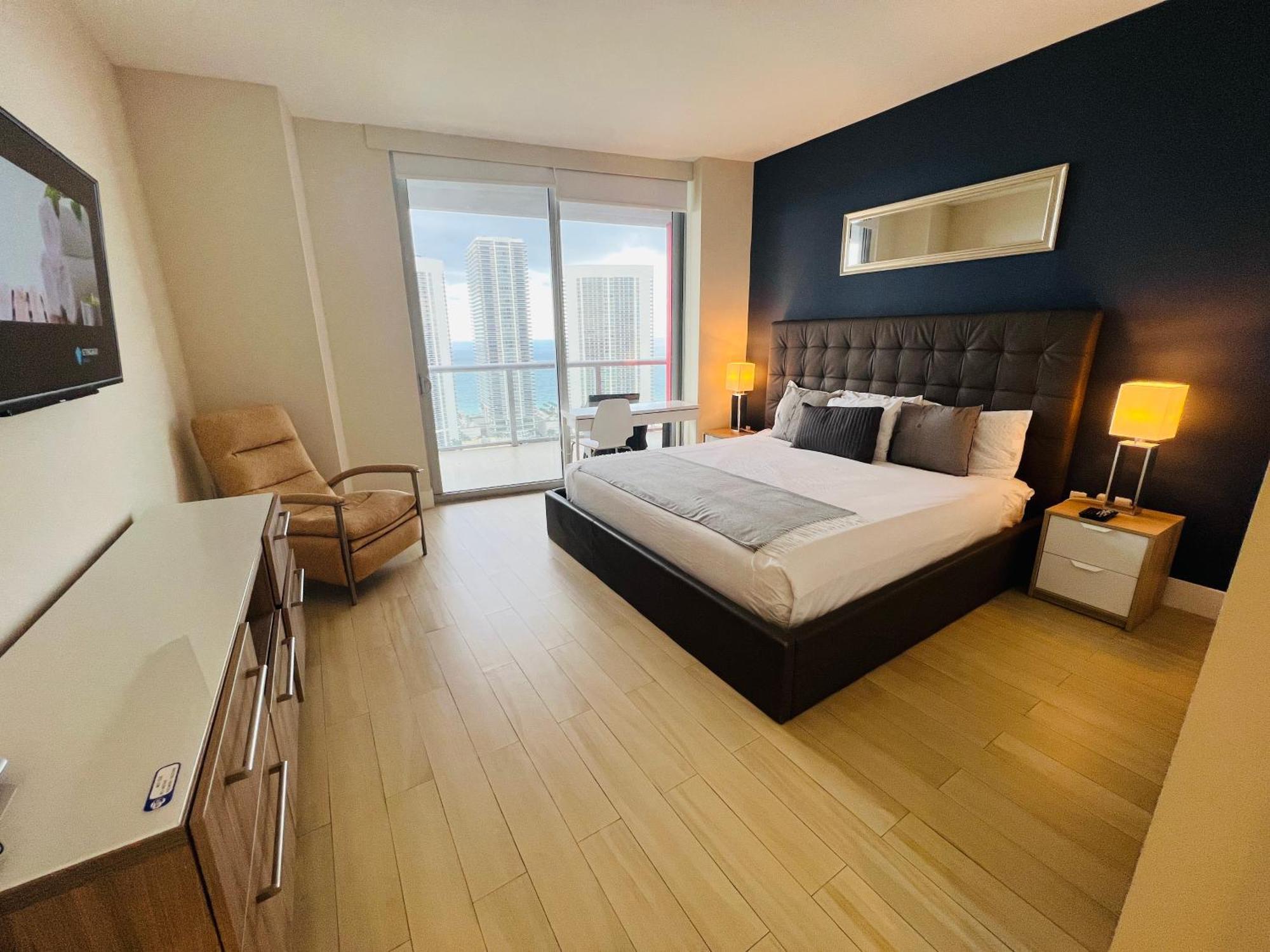 Mvr Apartments At Beachwalk Resort ハランデール・ビーチ エクステリア 写真