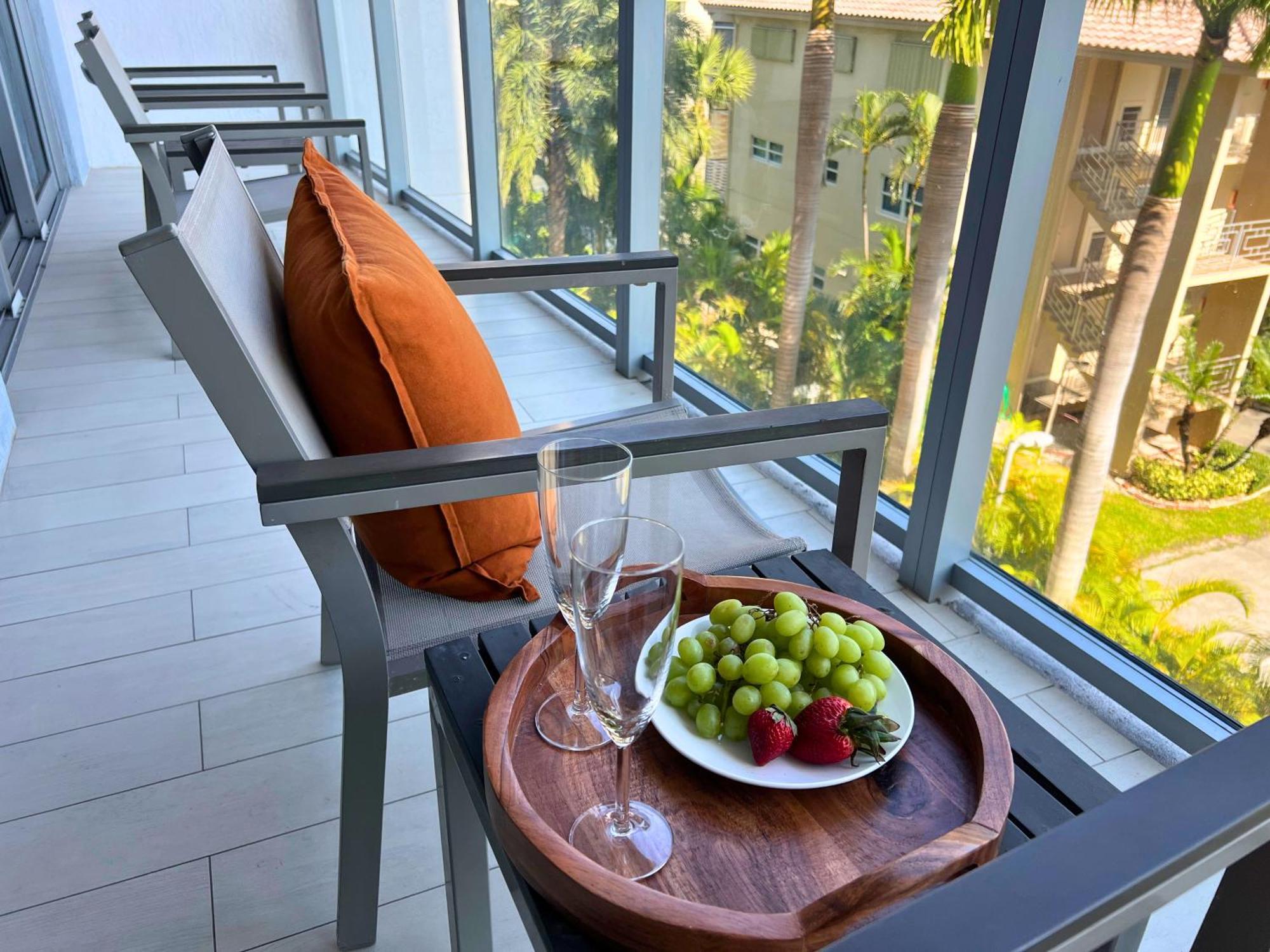 Mvr Apartments At Beachwalk Resort ハランデール・ビーチ エクステリア 写真