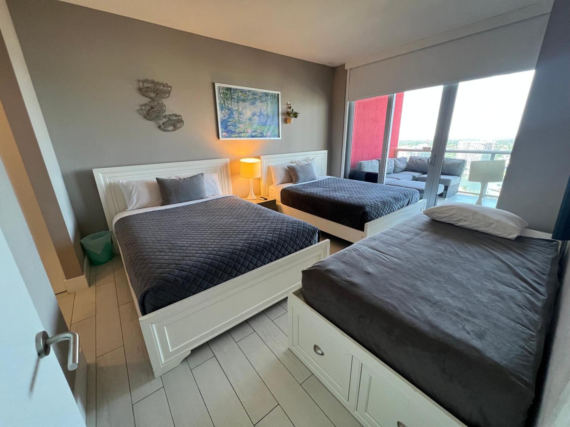 Mvr Apartments At Beachwalk Resort ハランデール・ビーチ エクステリア 写真