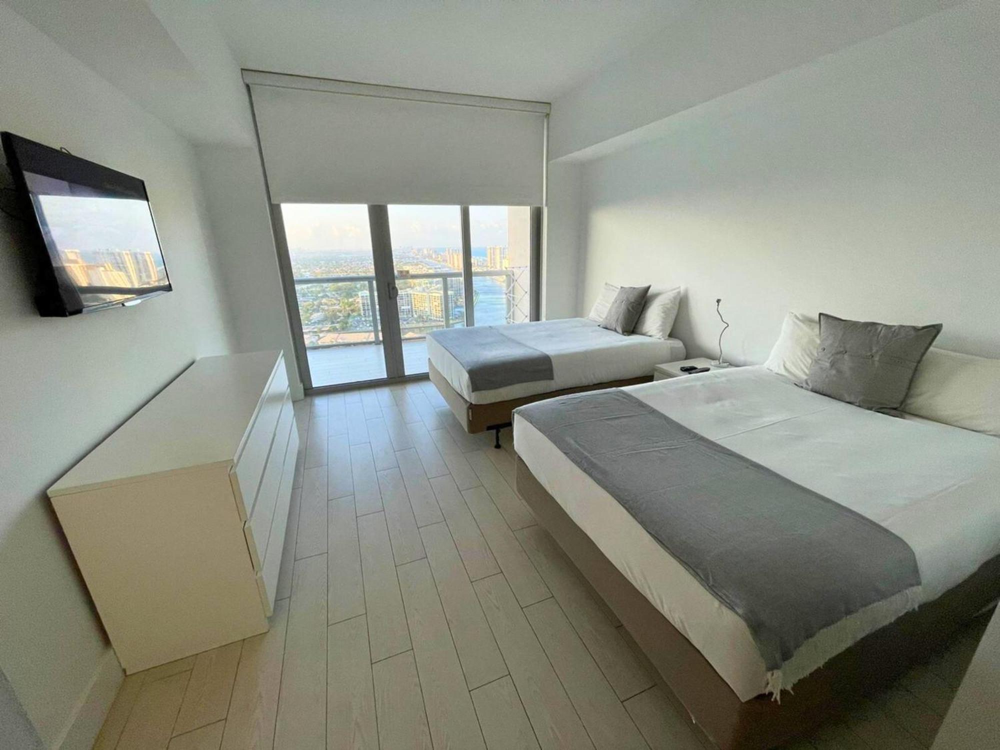 Mvr Apartments At Beachwalk Resort ハランデール・ビーチ エクステリア 写真