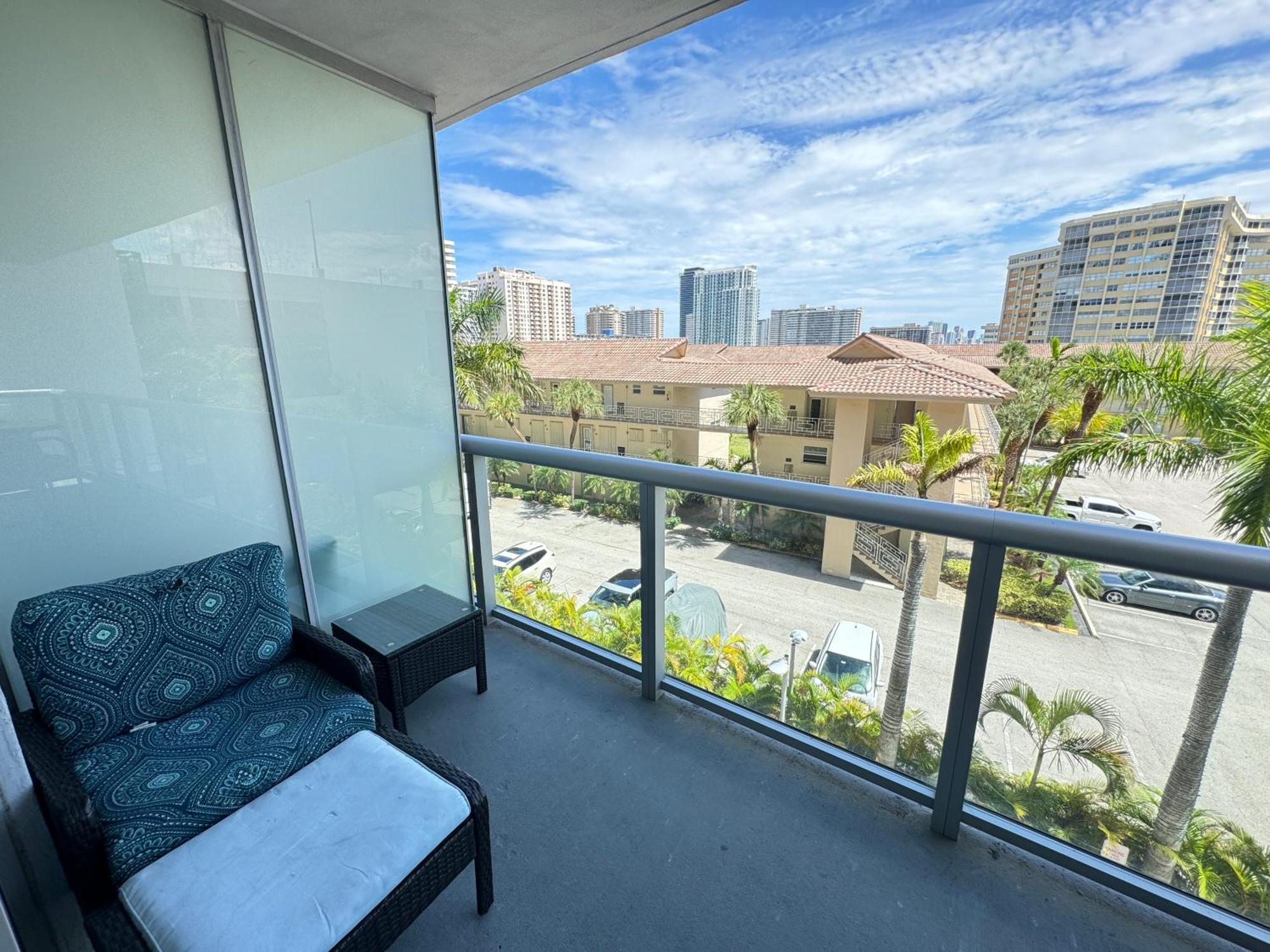 Mvr Apartments At Beachwalk Resort ハランデール・ビーチ エクステリア 写真
