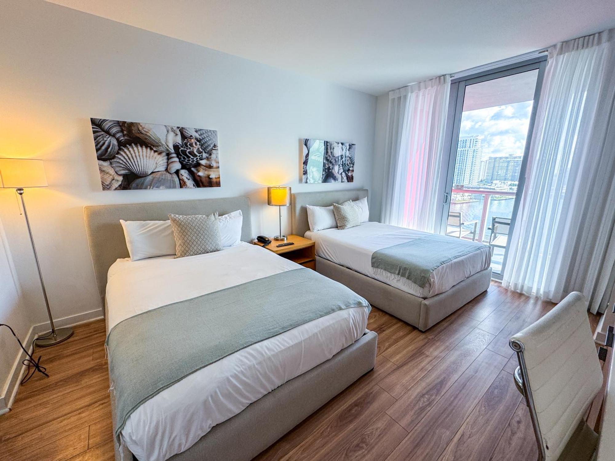 Mvr Apartments At Beachwalk Resort ハランデール・ビーチ エクステリア 写真